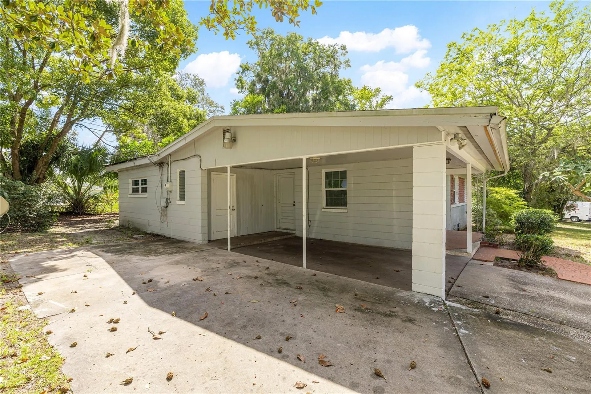 929 SE 9th Place Gainesville FL 32601