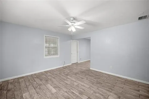 929 SE 9th Place Gainesville FL 32601
