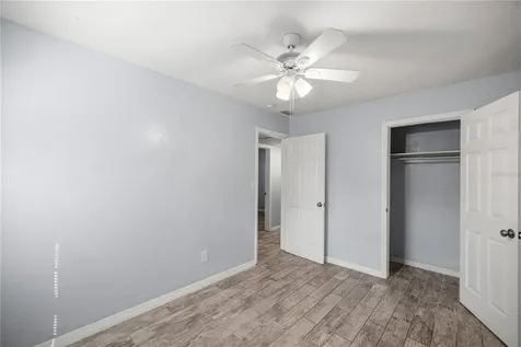 929 SE 9th Place Gainesville FL 32601