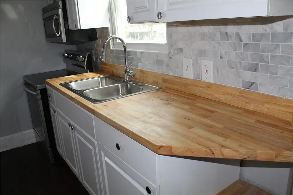 1317 Main Street Leesburg FL 34748