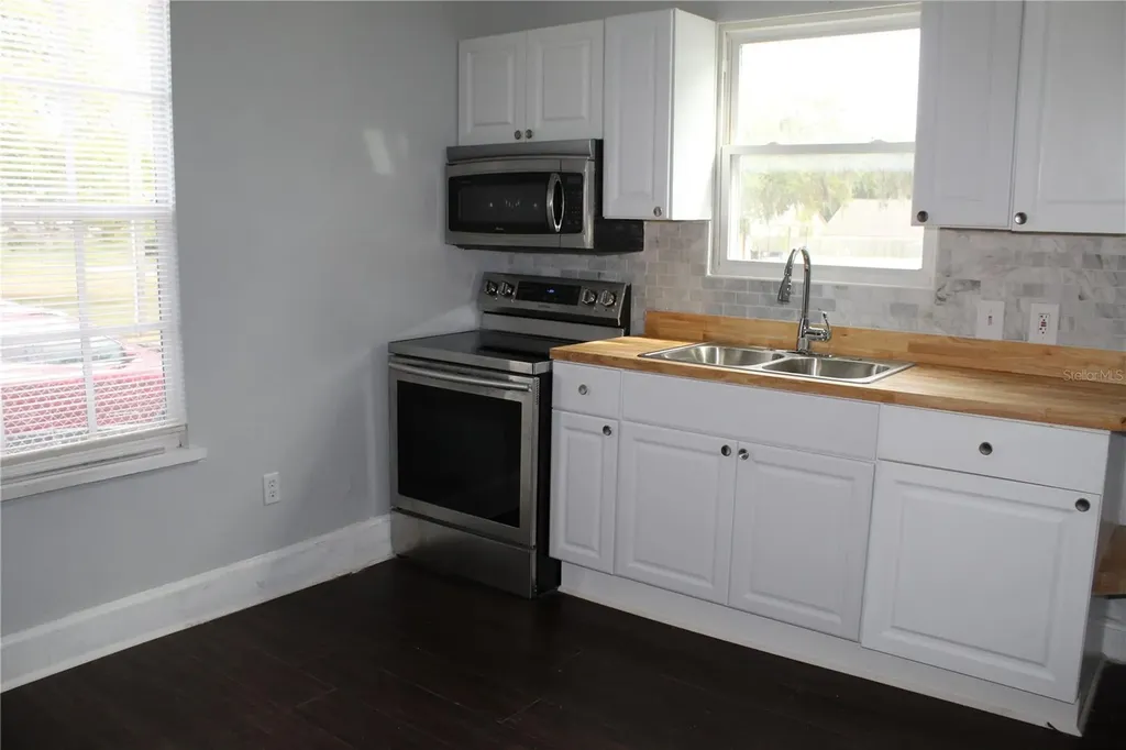 1317 Main Street Leesburg FL 34748