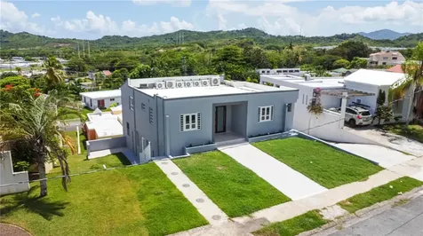 C8 Quintas De Candelero Humacao PR 00791