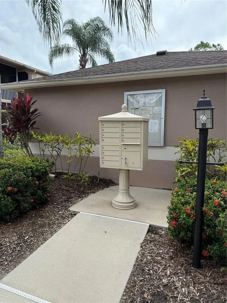 5251 Mahogany Run Avenue Sarasota FL 34241