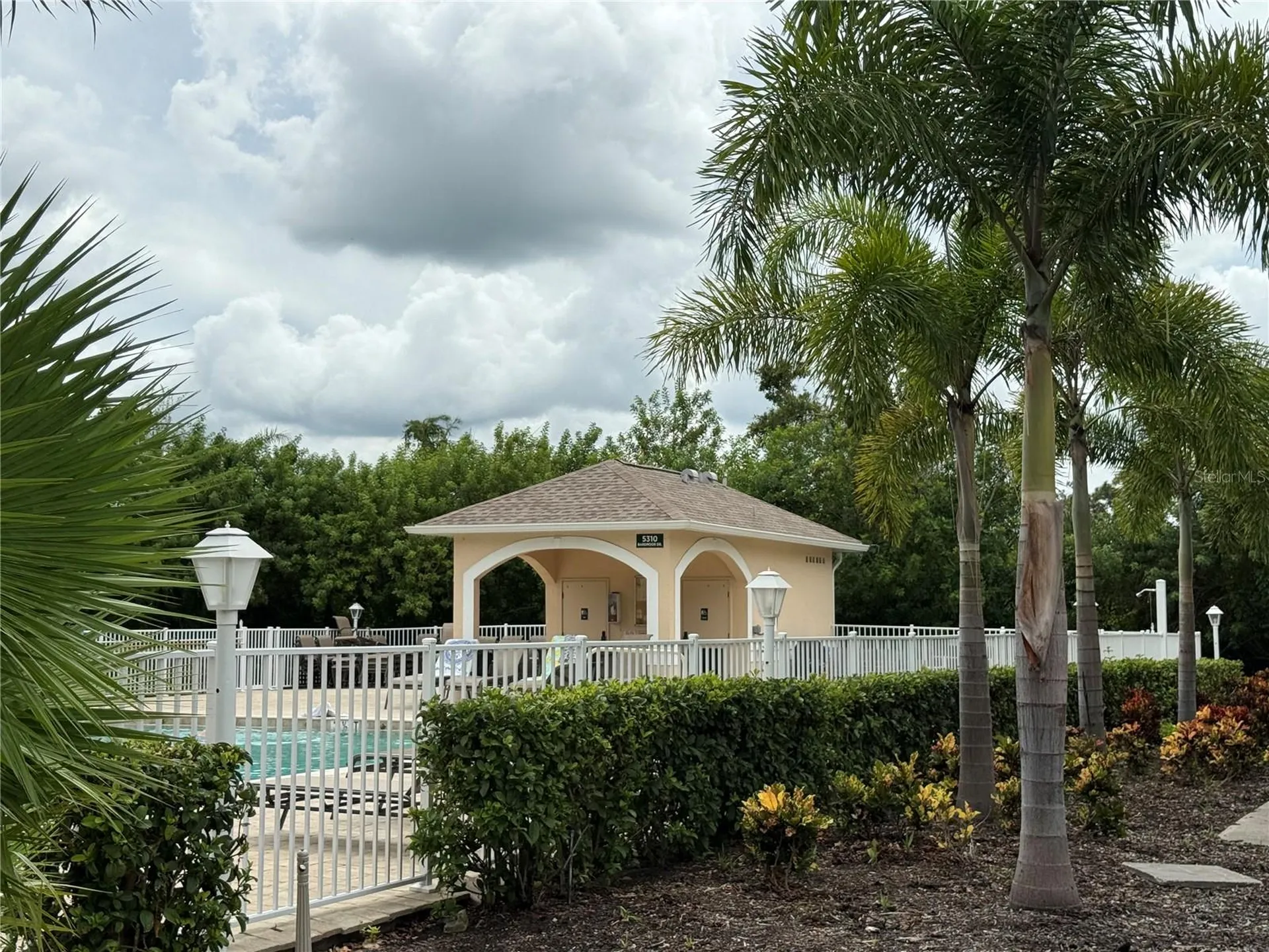 5251 Mahogany Run Avenue Sarasota FL 34241