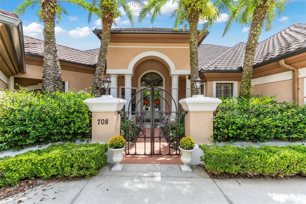 708 SE 44th Road Ocala FL 34480