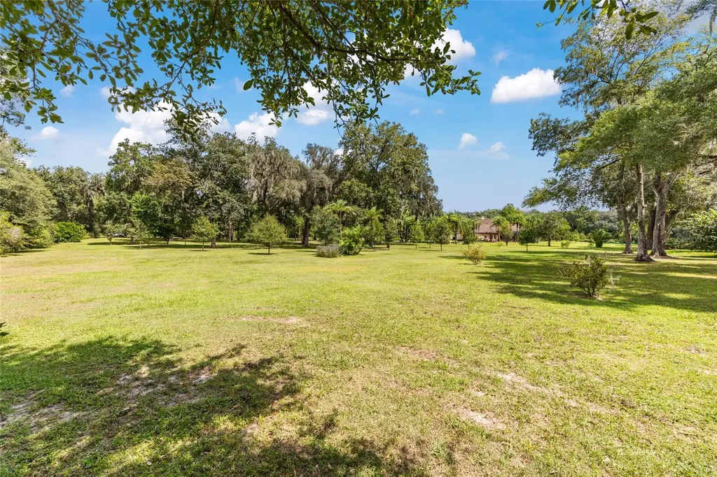 708 SE 44th Road Ocala FL 34480