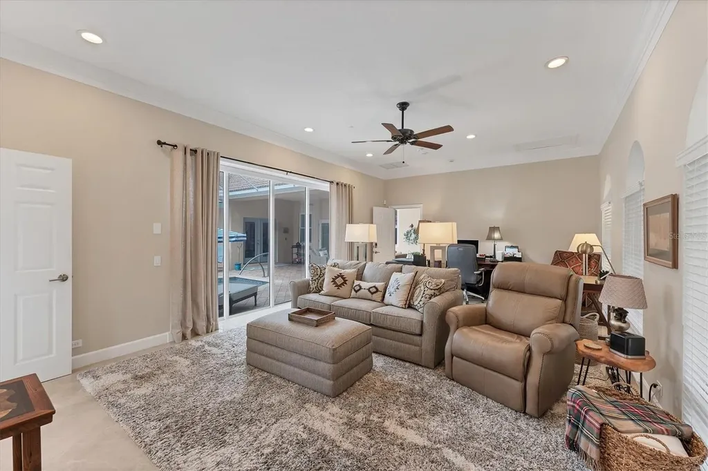 6914 Stanhope Place University Park FL 34201