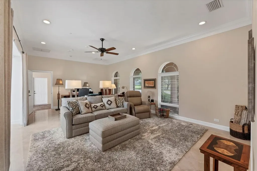6914 Stanhope Place University Park FL 34201