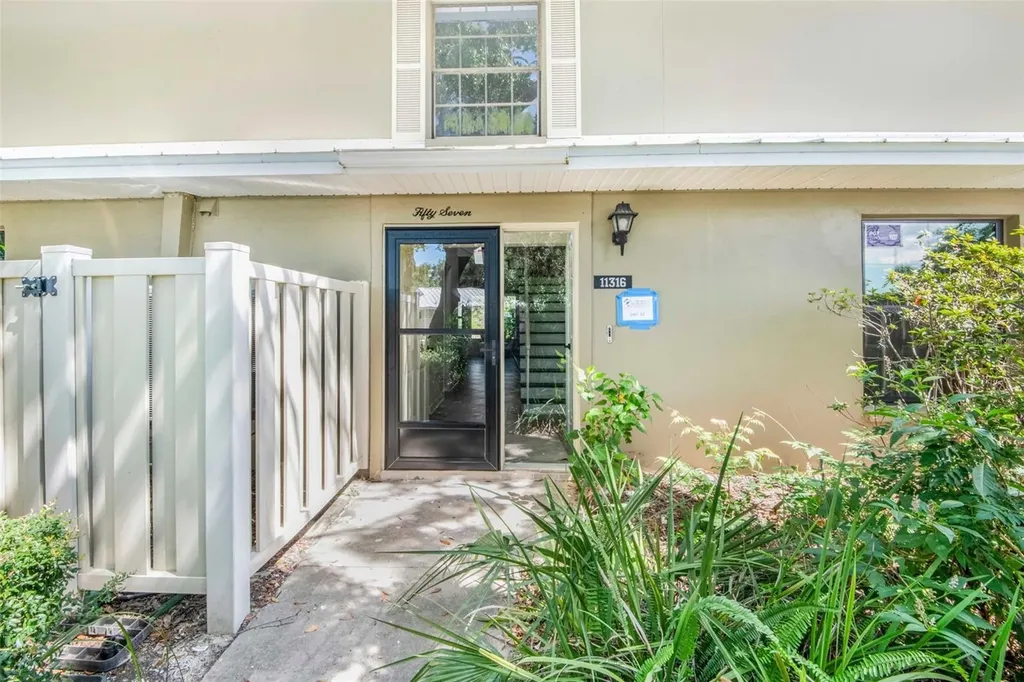 11316 W Bayshore Drive Crystal River FL 34429