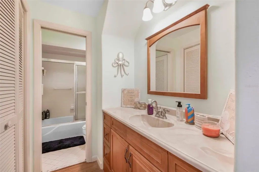 11316 W Bayshore Drive Crystal River FL 34429