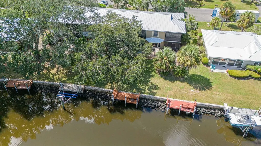 11316 W Bayshore Drive Crystal River FL 34429