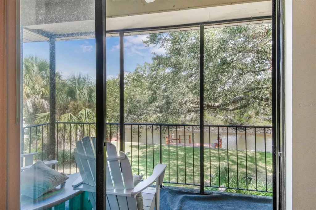 11316 W Bayshore Drive Crystal River FL 34429