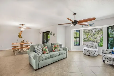 11316 W Bayshore Drive Crystal River FL 34429