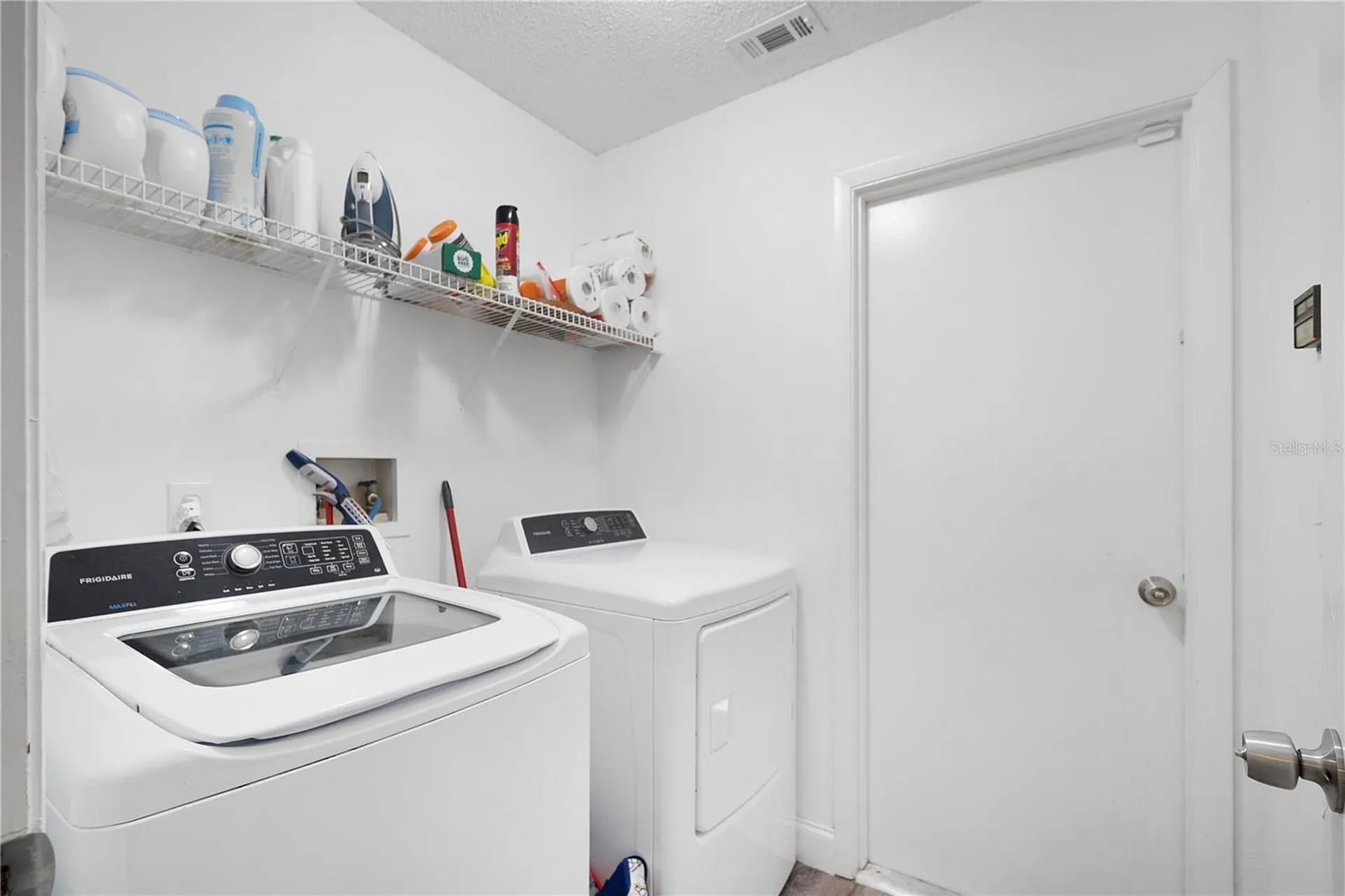 555 Swallow Court Apopka FL 32712