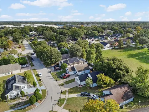 555 Swallow Court Apopka FL 32712