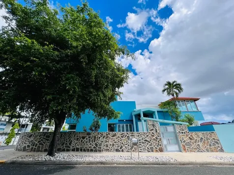 425 Calle San Julian, Urb Sagrado Corazon Cupey PR 00926
