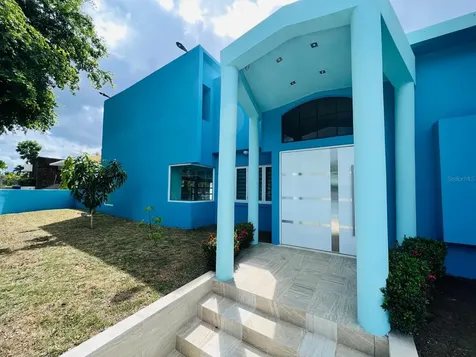 425 Calle San Julian, Urb Sagrado Corazon Cupey PR 00926