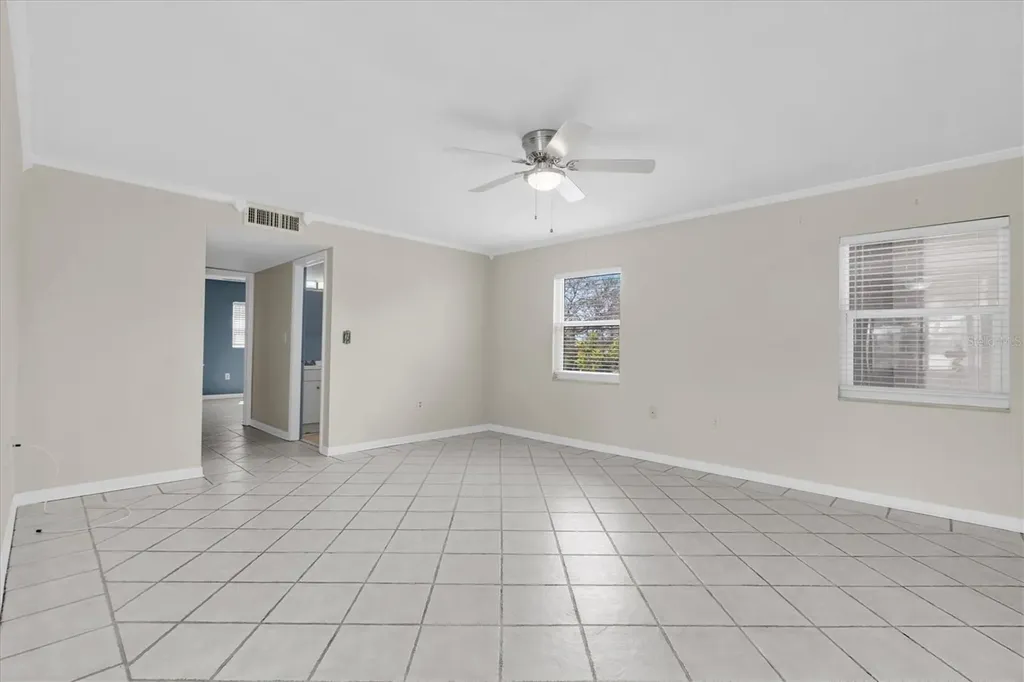 1150 Rue Des Reines South Pasadena FL 33707