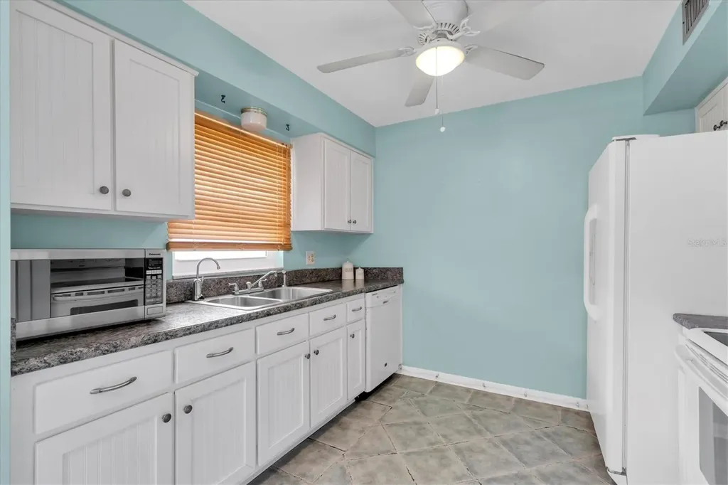 1150 Rue Des Reines South Pasadena FL 33707