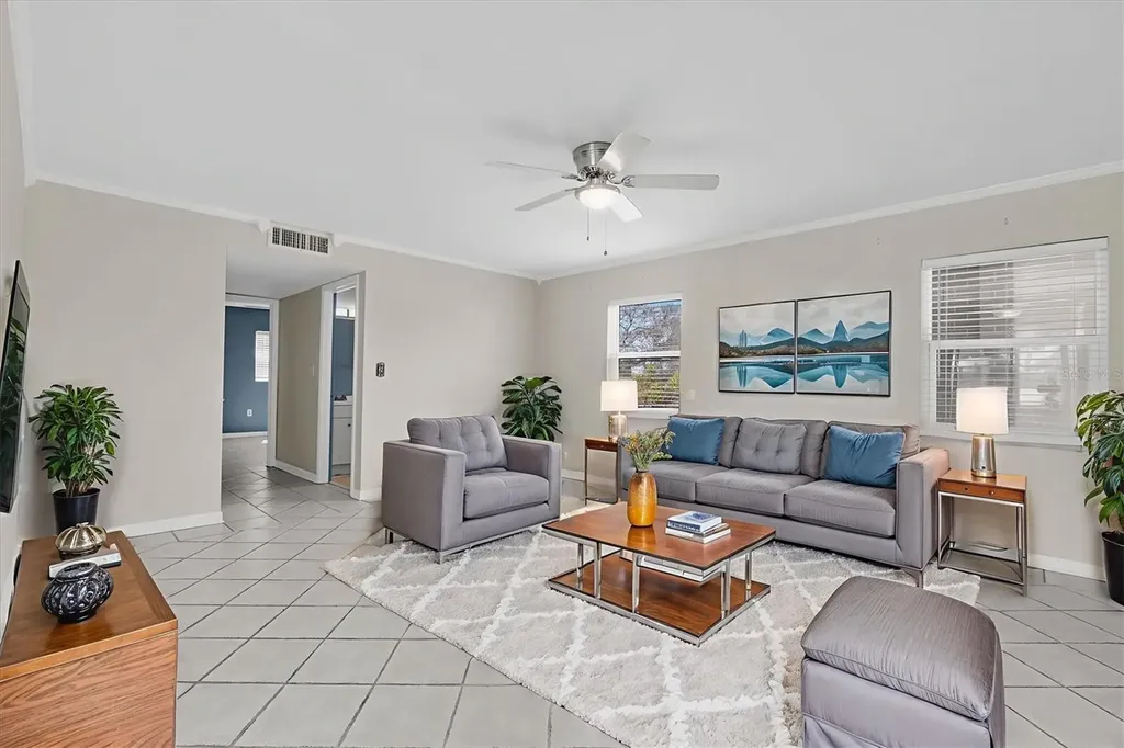 1150 Rue Des Reines South Pasadena FL 33707