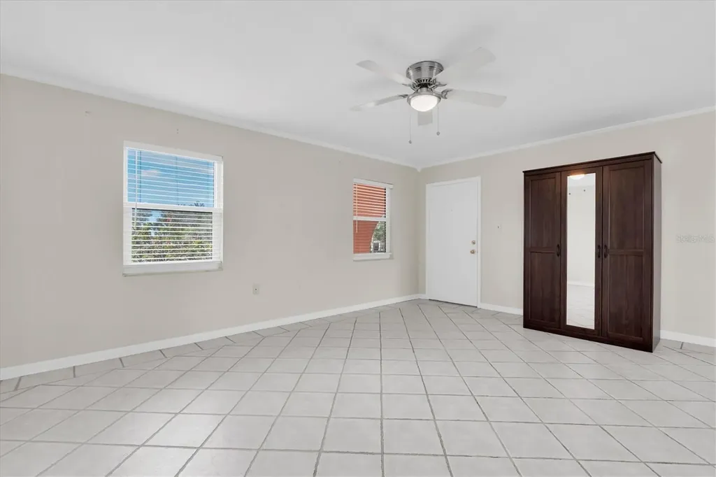 1150 Rue Des Reines South Pasadena FL 33707