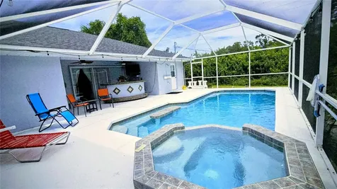 881 Bayshore Drive Englewood FL 34223