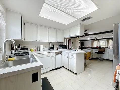 16635 County Road 450 Umatilla FL 32784