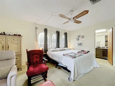 16635 County Road 450 Umatilla FL 32784