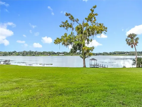 16635 County Road 450 Umatilla FL 32784