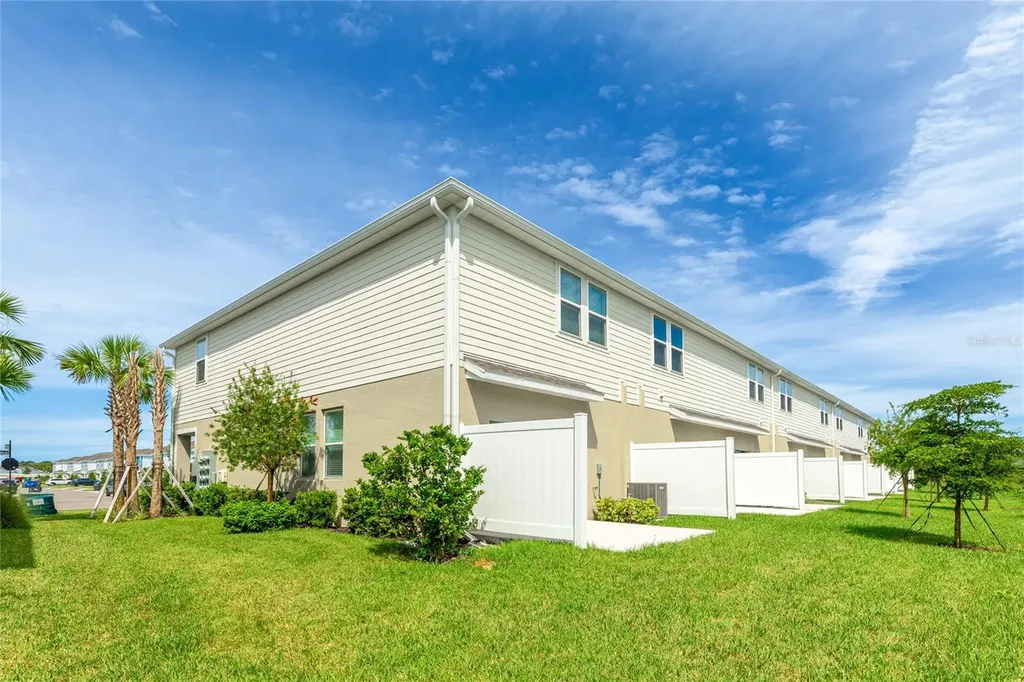 3039 Novara Lane Bradenton FL 34211