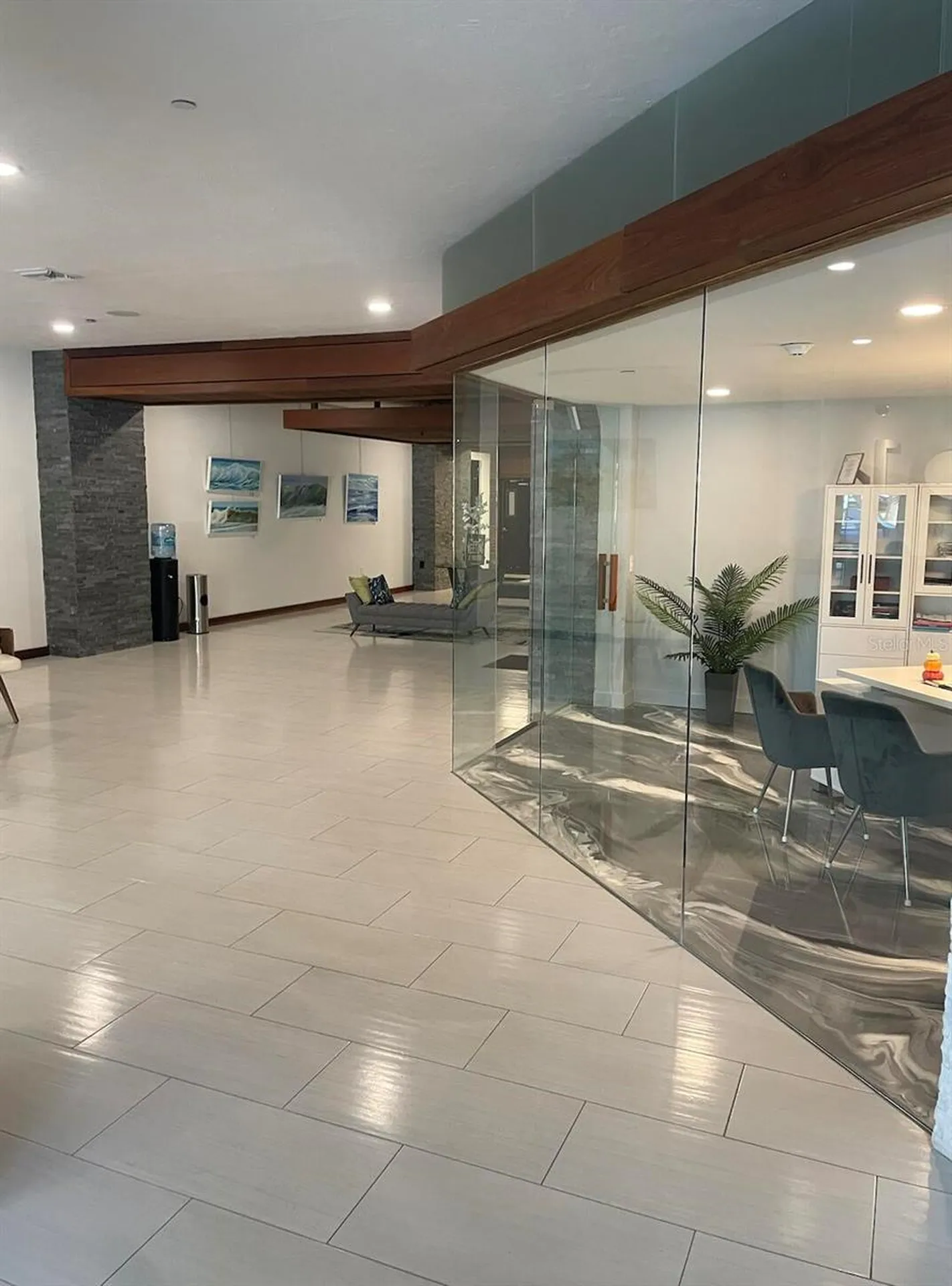101 S Gulfstream Avenue Sarasota FL 34236