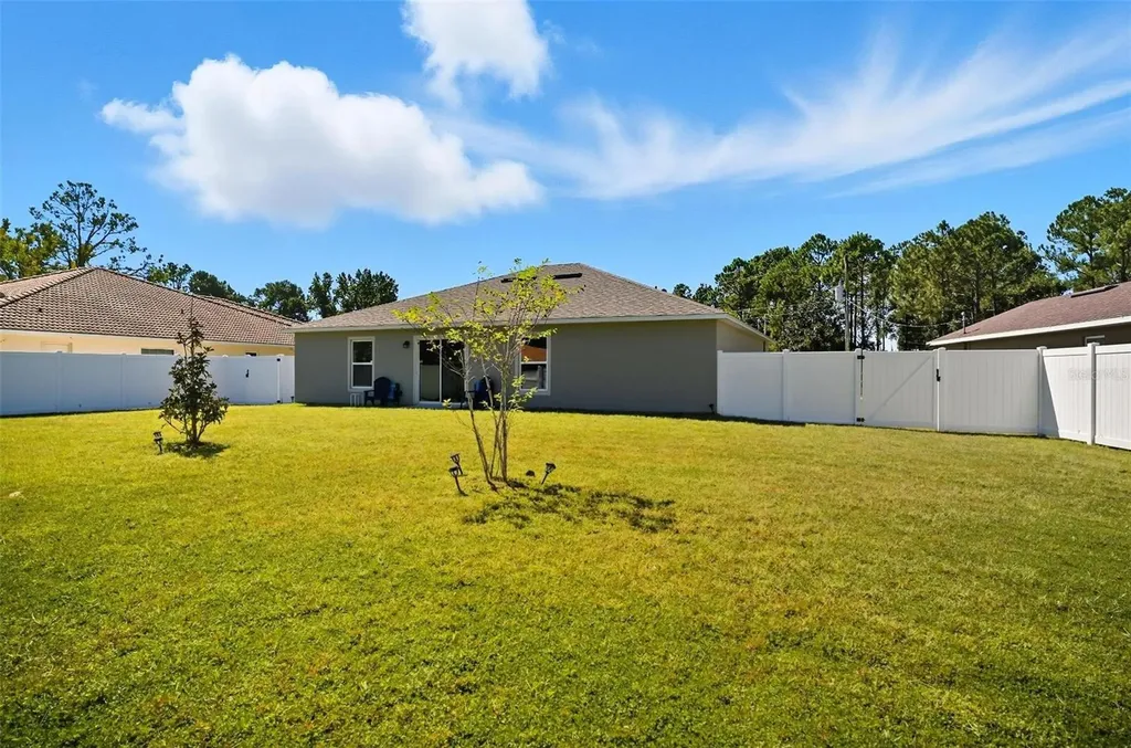 38 Pretoria Lane Palm Coast FL 32164
