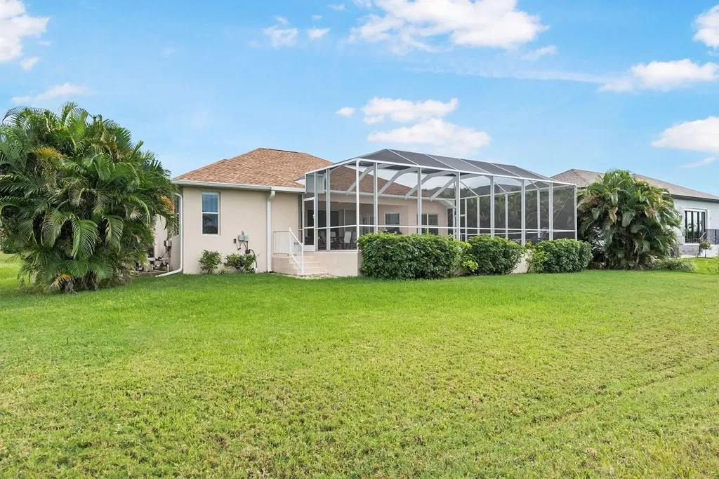 1128 Rotonda Circle Rotonda West FL 33947