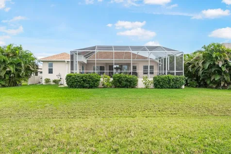 1128 Rotonda Circle Rotonda West FL 33947
