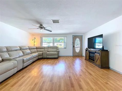 7114 Mayfield Drive Port Richey FL 34668