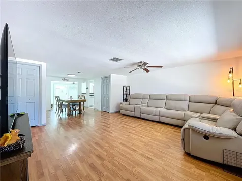 7114 Mayfield Drive Port Richey FL 34668