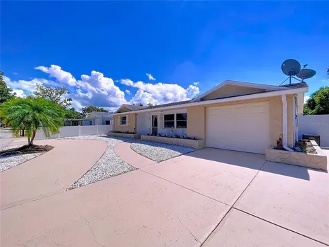 7114 Mayfield Drive Port Richey FL 34668