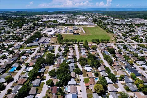 7114 Mayfield Drive Port Richey FL 34668