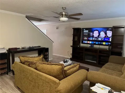 2328 Pleasure Run Drive Ruskin FL 33570