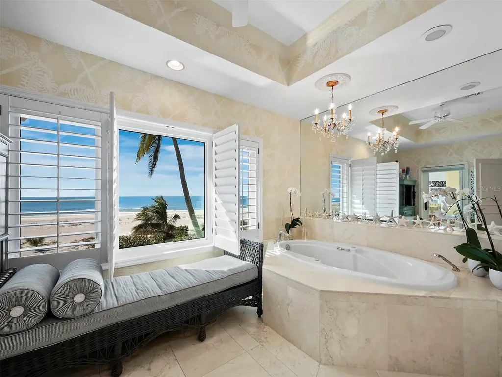 6161 Gulf Of Mexico Drive Longboat Key FL 34228