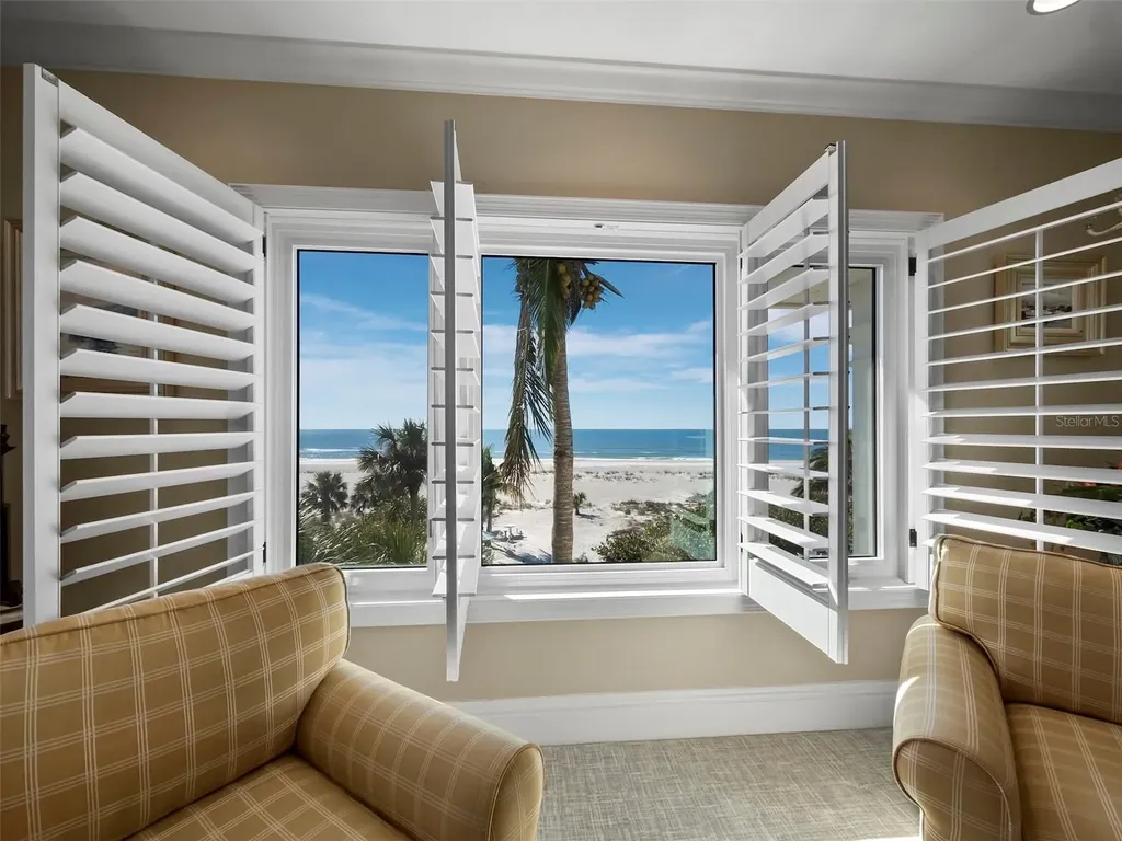 6161 Gulf Of Mexico Drive Longboat Key FL 34228