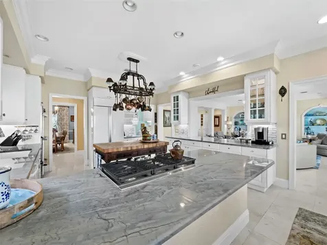 6161 Gulf Of Mexico Drive Longboat Key FL 34228