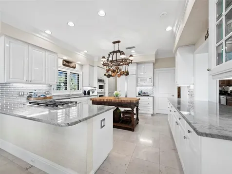 6161 Gulf Of Mexico Drive Longboat Key FL 34228