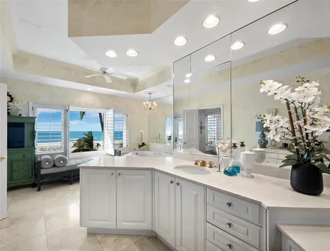 6161 Gulf Of Mexico Drive Longboat Key FL 34228
