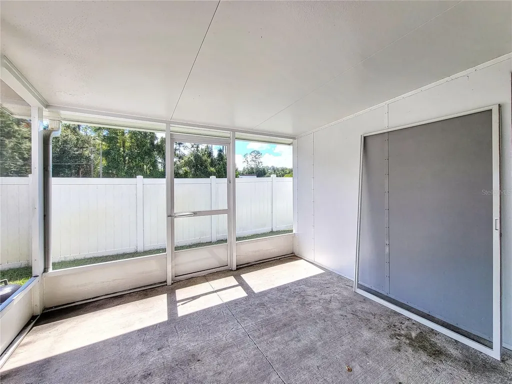 12523 NW 7th Place Newberry FL 32669
