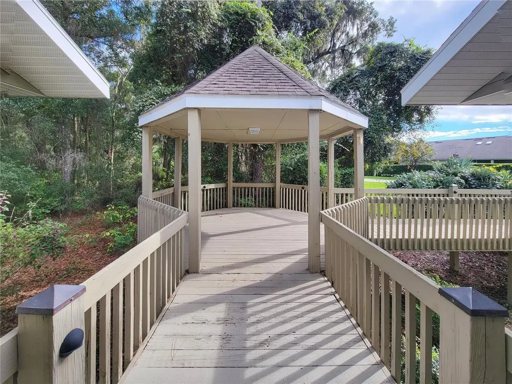 12523 NW 7th Place Newberry FL 32669