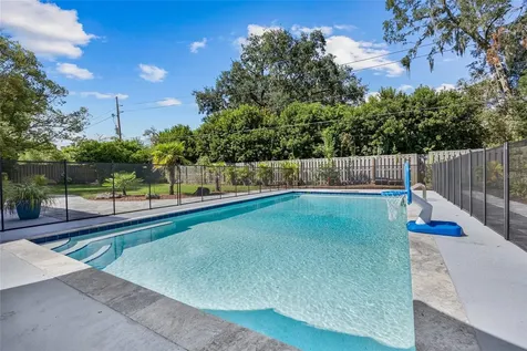 4400 NW 17th Place Gainesville FL 32605