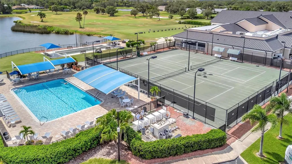 6904 Drewrys Bluff Bradenton FL 34203