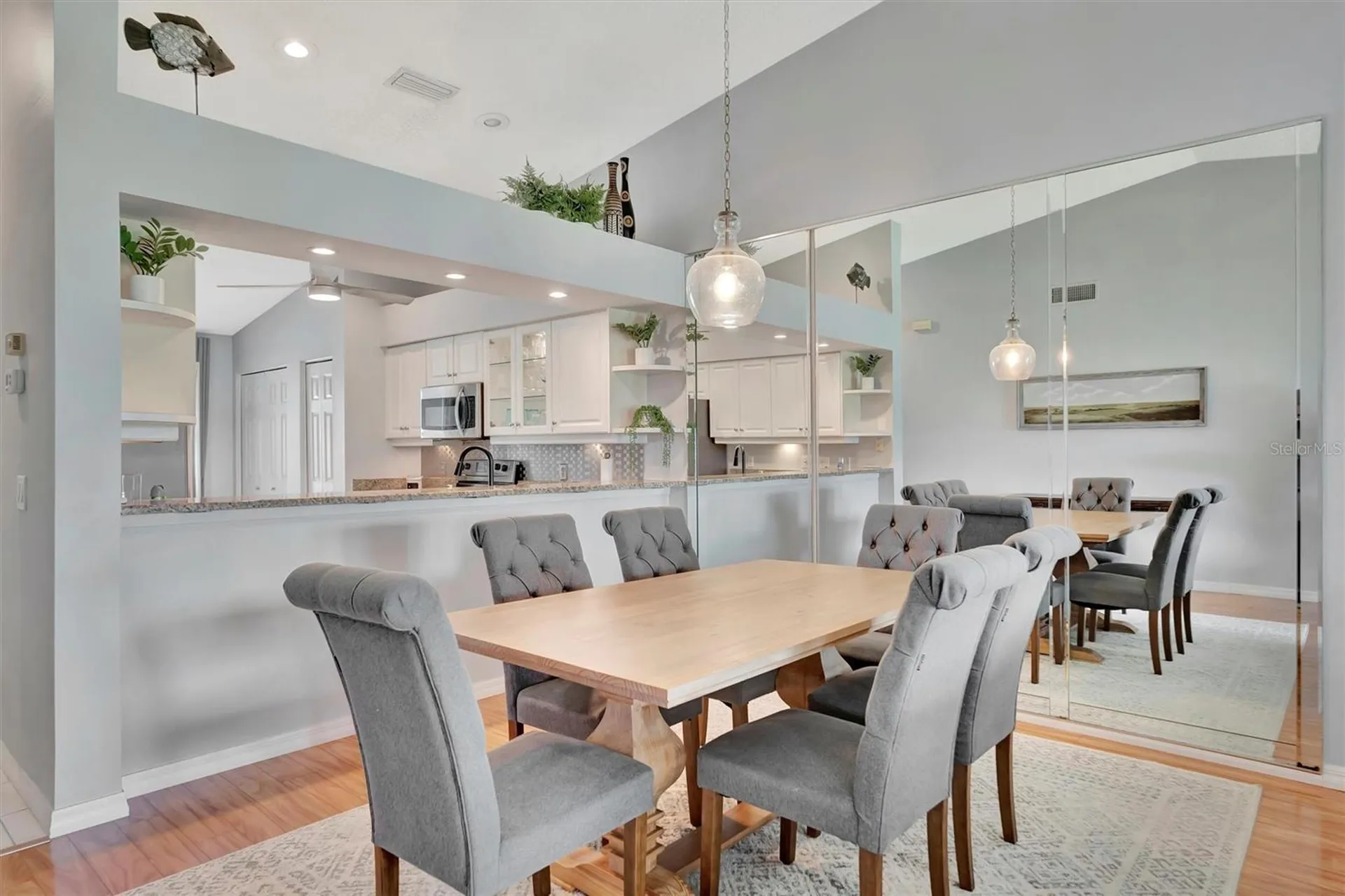 6904 Drewrys Bluff Bradenton FL 34203