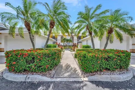 6904 Drewrys Bluff Bradenton FL 34203